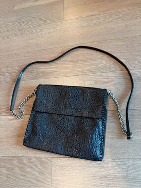 Chico’s Black Croc-Embossed Vegan Leather Crossbody Bag with Chain Strap